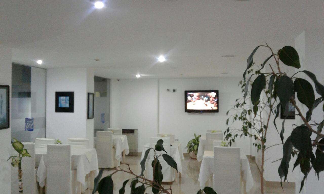 Hotel SKY San Bernardo Buitenkant foto